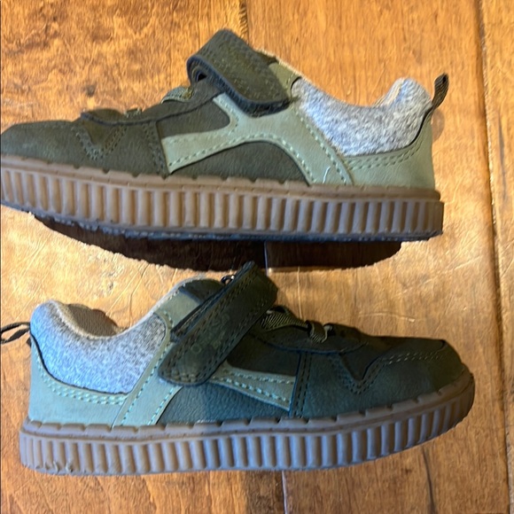 OshKosh B'gosh Kids Shoes - Green - Picture 4 of 5